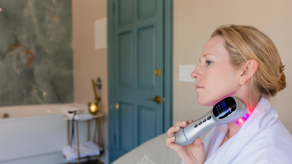 Laser Therapy at Oxylon Wellness